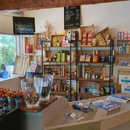 Mobil - Terrasse A - Api-1-52-1697 Camping *