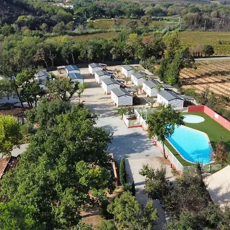 Camping Mobil - Terrasse A - Api-1-52-1697