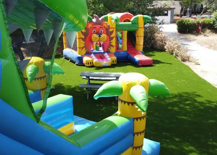 Mobil - Terrasse A - Api-1-52-1697 Camping