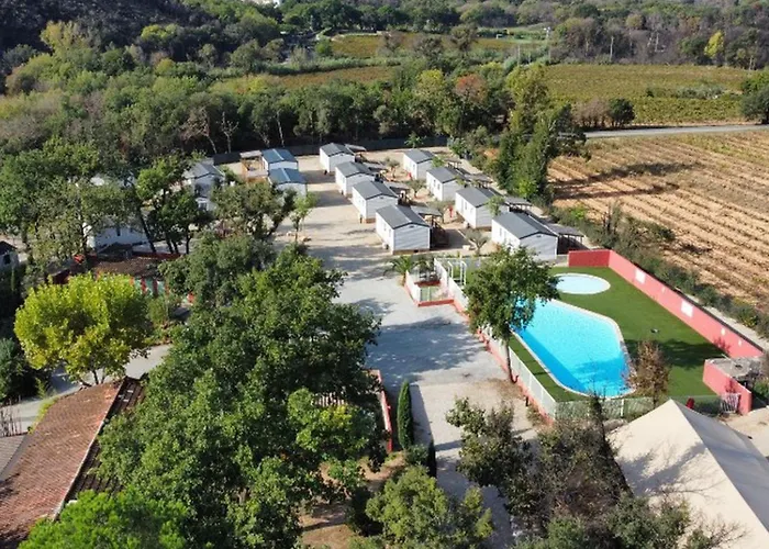 Kemp Mobil - Terrasse A - Api-1-52-1697